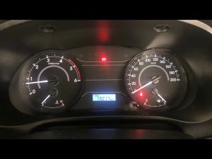 Toyota Hilux 2.4GD single cab S (aircon) - Image 9