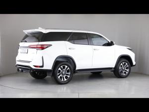 Toyota Fortuner 2.8GD-6 4x4 - Image 2