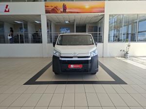 Toyota Quantum 2.8 LWB panel van auto - Image 4