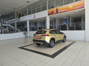 Toyota Corolla Cross 1.8 HEV XR - Image 2