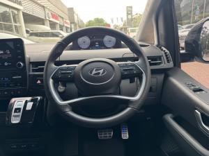 Hyundai Staria 2.2D Luxury - Image 8