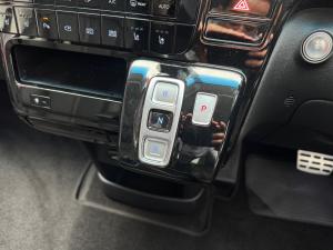 Hyundai Staria 2.2D Luxury - Image 12