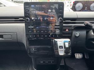 Hyundai Staria 2.2D Luxury - Image 13