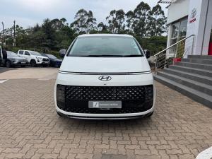 Hyundai Staria 2.2D Luxury - Image 4