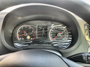 Volkswagen Polo Vivo hatch 1.4 Life - Image 18