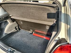 Volkswagen Polo Vivo hatch 1.4 Life - Image 7