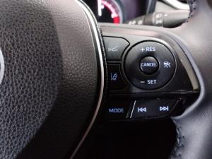 Toyota RAV4 2.0 VX - Image 11