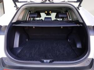 Toyota RAV4 2.0 VX - Image 6