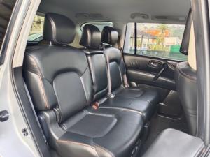 Nissan Patrol 5.6 V8 LE Premium 4WD - Image 9