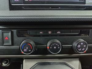 Volkswagen Transporter 2.0TDI Kombi SWB Trendline auto - Image 11