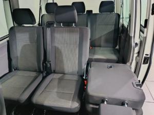 Volkswagen Transporter 2.0TDI Kombi SWB Trendline auto - Image 6