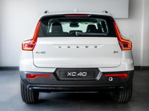 Volvo XC40 B4 Plus Dark - Image 5