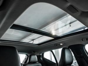 Volvo XC40 B4 Plus Dark - Image 13