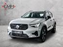 Thumbnail Volvo XC40 B4 Plus Dark