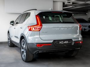 Volvo XC40 B4 Plus Dark - Image 6