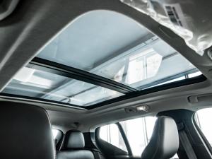 Volvo XC40 B4 Plus Dark - Image 13