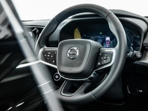 Volvo XC40 B4 Plus Dark - Image 21