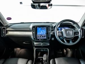 Volvo XC40 B4 Plus Dark - Image 22