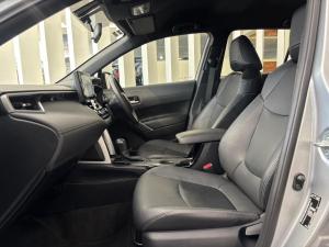 Toyota Corolla Cross 1.8 Hybrid XS - Image 15