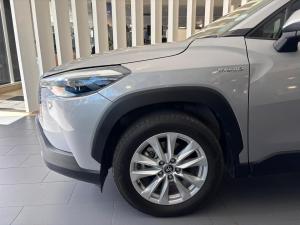 Toyota Corolla Cross 1.8 Hybrid XS - Image 3