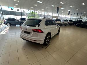 Volkswagen Tiguan 2.0TDI 4Motion Highline - Image 2