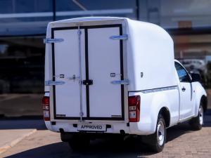 Isuzu D-Max Gen 6 250C single cab - Image 8
