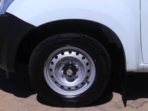 Isuzu D-Max Gen 6 250C single cab - Image 9