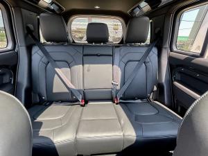 Land Rover Defender 110 P425 X-Dynamic HSE - Image 16