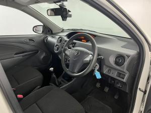 Toyota Etios sedan 1.5 Sprint - Image 14