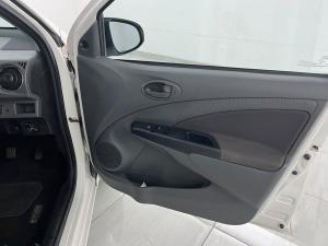 Toyota Etios sedan 1.5 Sprint - Image 15