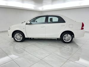 Toyota Etios sedan 1.5 Sprint - Image 8
