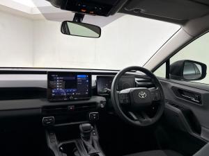 Toyota RAV4 2.5 HEV GX E-Four - Image 17