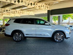 Chery Tiggo 8 Pro Max 2.0TGDI 390T Executive AWD - Image 9