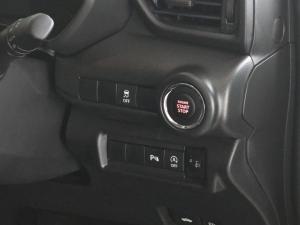 Suzuki Swift 1.2 GLX manual - Image 18