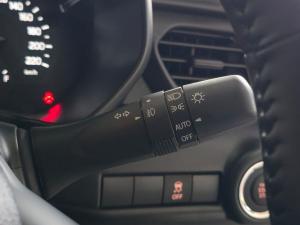 Suzuki Swift 1.2 GLX manual - Image 24