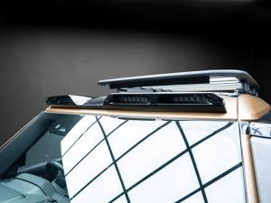 Land Rover Defender 110 D300 X-Dynamic HSE - Image 12