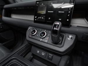 Land Rover Defender 110 D300 X-Dynamic HSE - Image 23