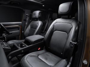 Land Rover Defender 110 D300 X-Dynamic HSE - Image 26