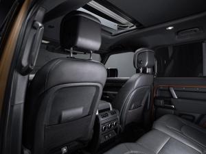 Land Rover Defender 110 D300 X-Dynamic HSE - Image 28