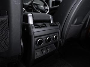 Land Rover Defender 110 D300 X-Dynamic HSE - Image 29