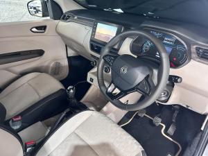 Renault Triber 1.0 Techno - Image 5