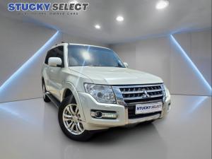 Mitsubishi Pajero 5-door 3.2DI-D GLS - Image 7