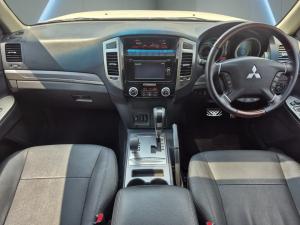 Mitsubishi Pajero 5-door 3.2DI-D GLS - Image 9