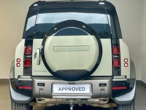 Land Rover Defender 110 D350 X-Dynamic HSE - Image 7