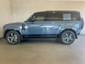 Land Rover Defender 110 P400 X-Dynamic HSE - Image 3