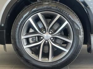 Land Rover Discovery Sport D200 R-Dynamic SE - Image 8