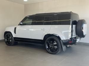 Land Rover Defender 110 D350 X-Dynamic HSE - Image 5