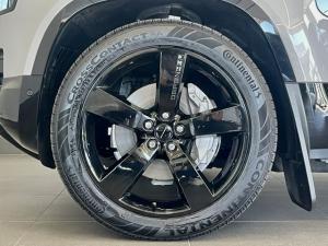 Land Rover Defender 110 D350 X-Dynamic HSE - Image 8