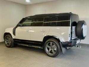 Land Rover Defender 110 D350 X-Dynamic HSE - Image 5