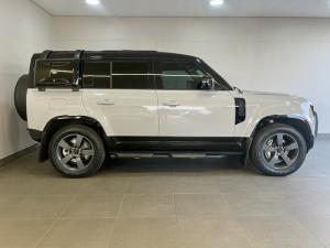 Land Rover Defender 110 D350 X-Dynamic HSE - Image 6